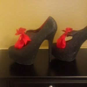 Size 9 Bordello stilettos